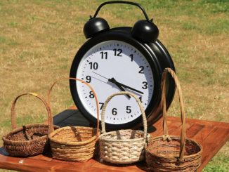 gartenuhr-wetterfest